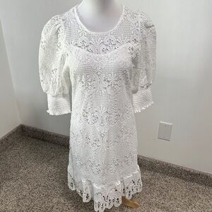 🌴 NWT La Reyna Lace Overlay Midi Dress